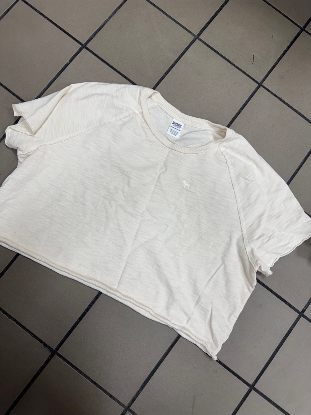 PINK Victoria's Secret Cream Cropped Short-Sleeve Tee
